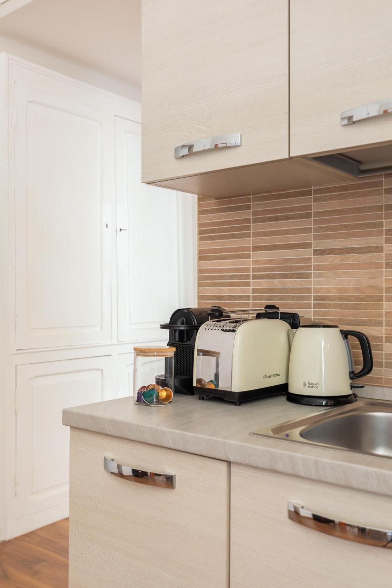 Candia Boutique Apartment Roma Ngoại thất bức ảnh